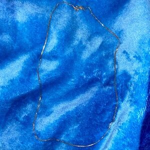 Dainty 14k gold necklace